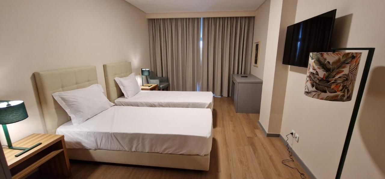 Quarto Twin